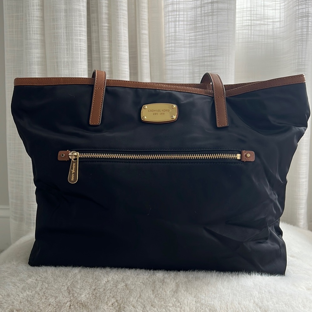 Michael Kors Tote